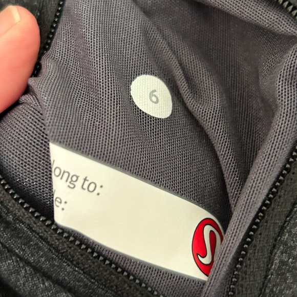 Lululemon zip up hoodie/jacket. Size 6. - Picture 3 of 6